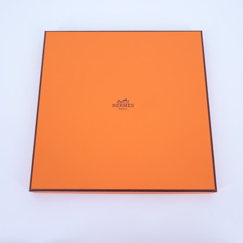 HERMES Orange and Brown Gift Box 9.25x9.25x0.75